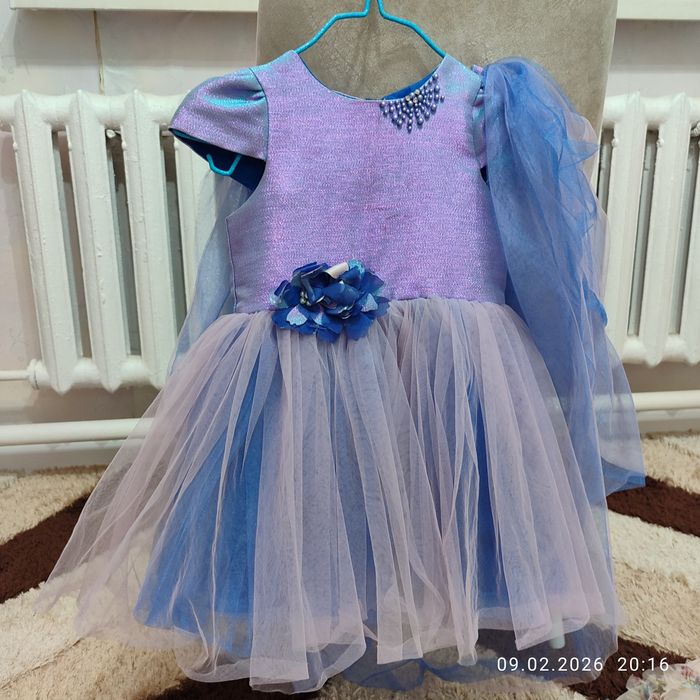 Детское платье по 3000 тенге каждый