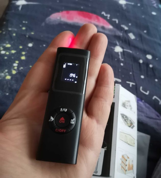 Telemetru laser-laser metru