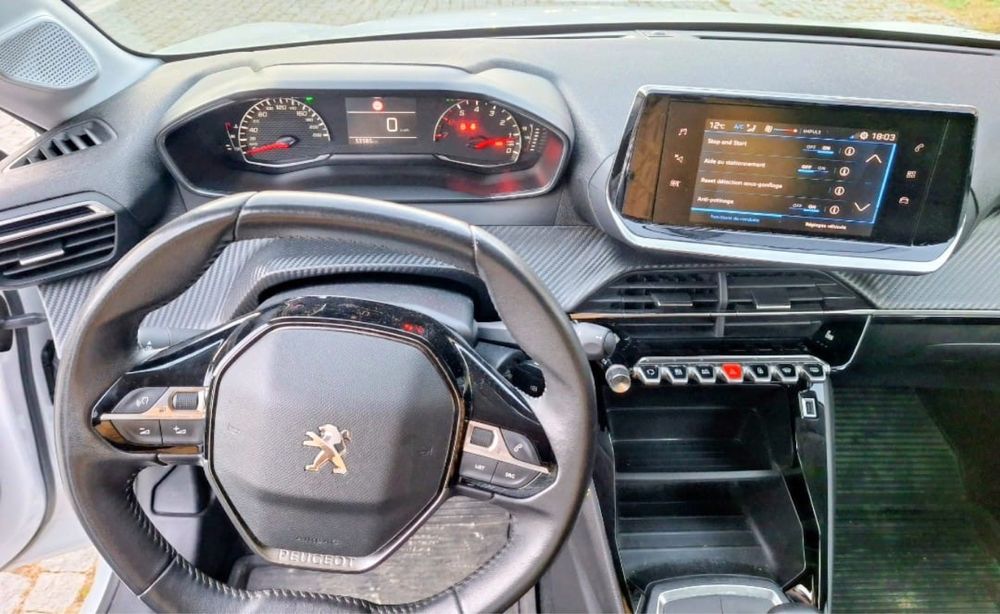 Peugeot 208, 1.2 Pure Tech