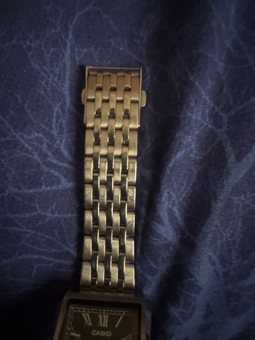 Часы CASIO Срочно продаю