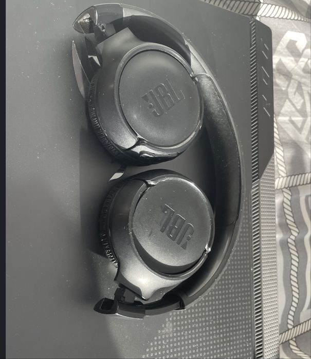 JBL TUNE520BT наушники