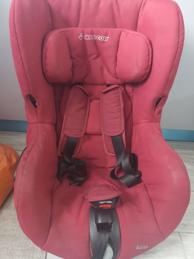 Maxi cosi 2024 axiss robin red