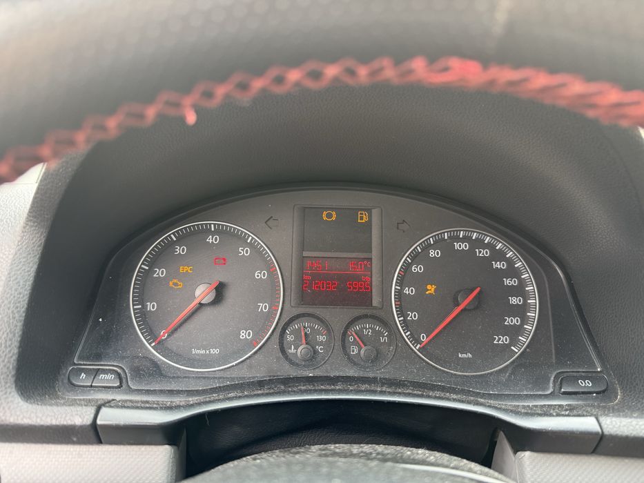 Vand Volkswagen Golf 5 2005