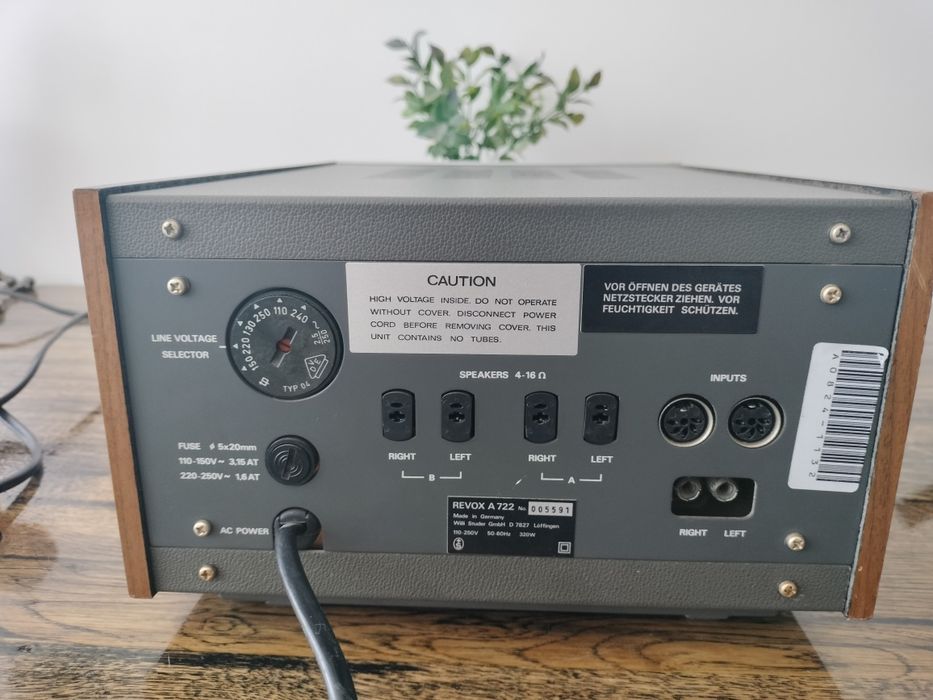 Amplificator final Revox A722