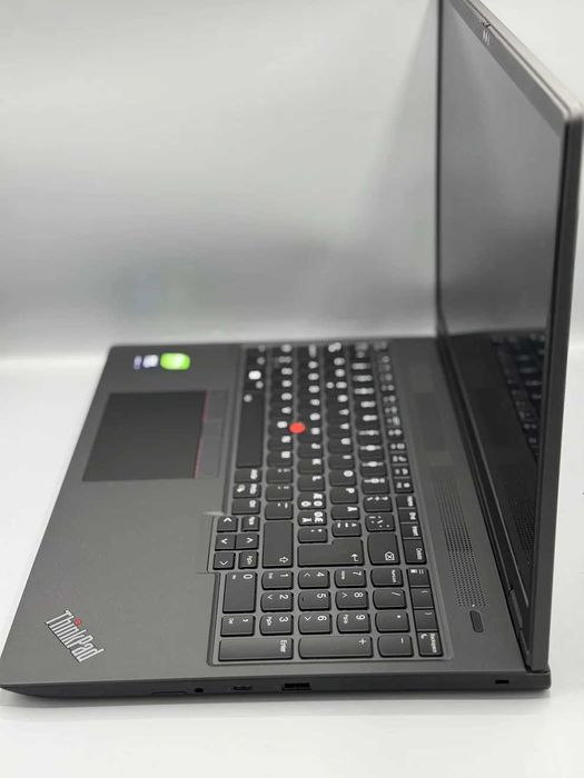 Lenovo ThinkPad P16v Gen 2 | 32GB RAM | 1 TB SSD | 16.10" | Garantie