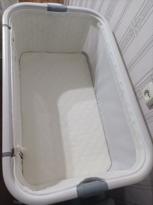 Переносная манеж-кровать