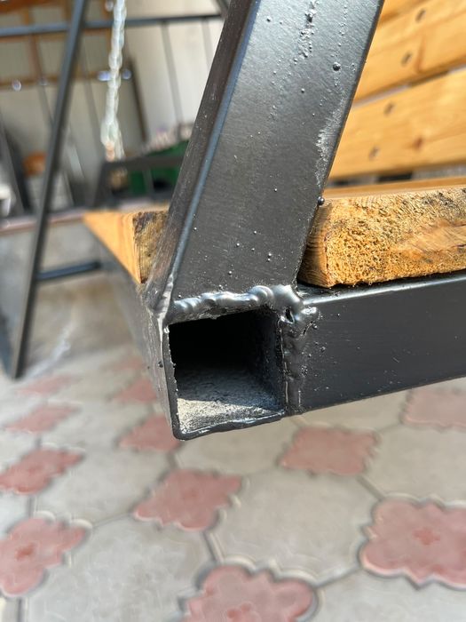 Скамейка качели для дома и сада
