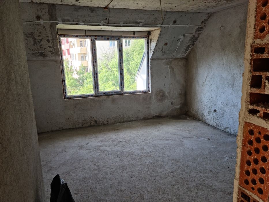 Продава се Тристаен апартамент в Благоевград, Широк център - 58 кв.м за 828 €/кв.м - Снимка #1