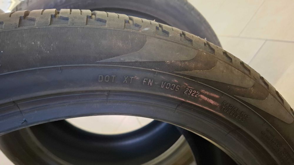 Единична всесезонна гума Pirelli Scorpion 285 40 21