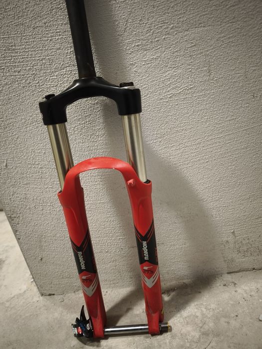 Вилка Sr suntour raidon