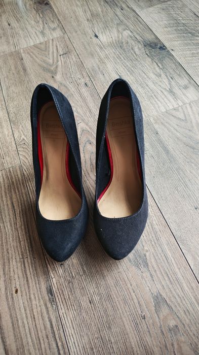 Продам туфли натуральная замша