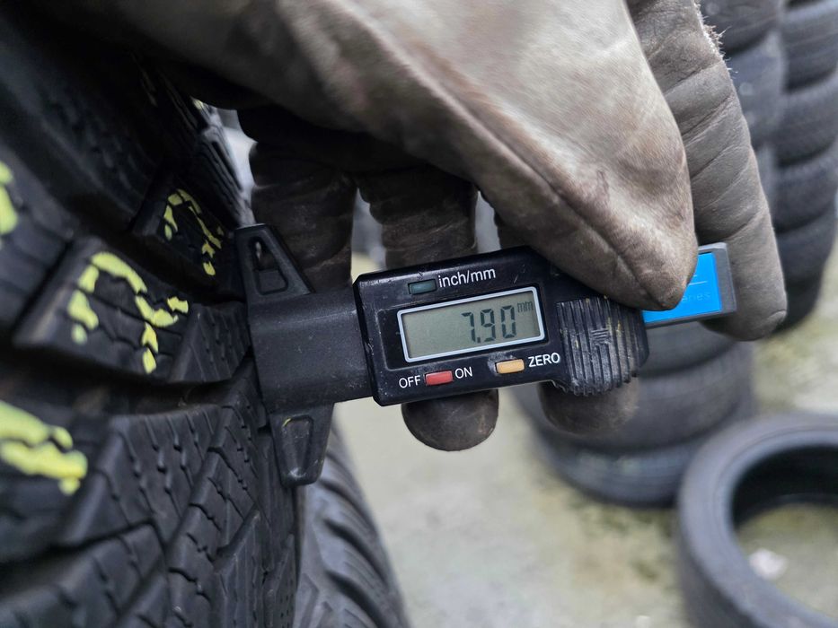 2бр Като нови зимни гуми 185 55 15 - Continental -