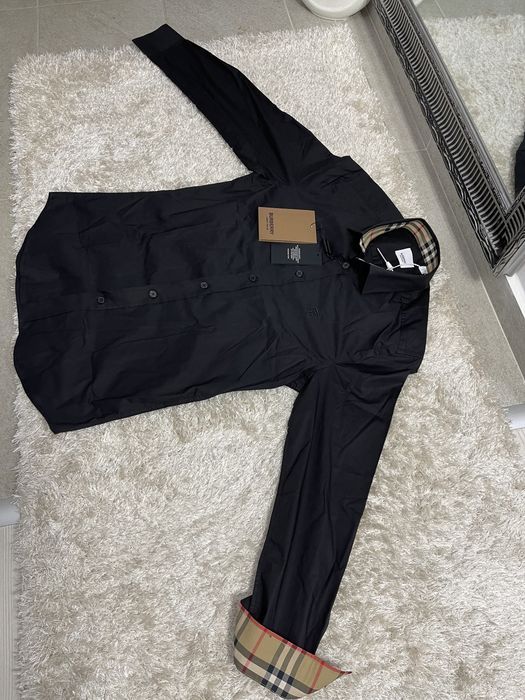Camasa Burberry colectie noua