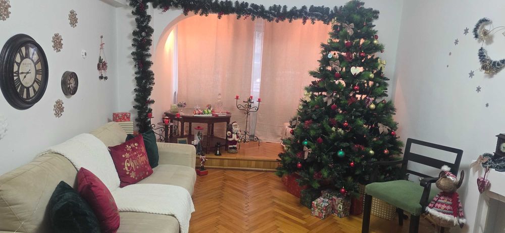 apartament cu 3 camere pretabil spatiu comercial