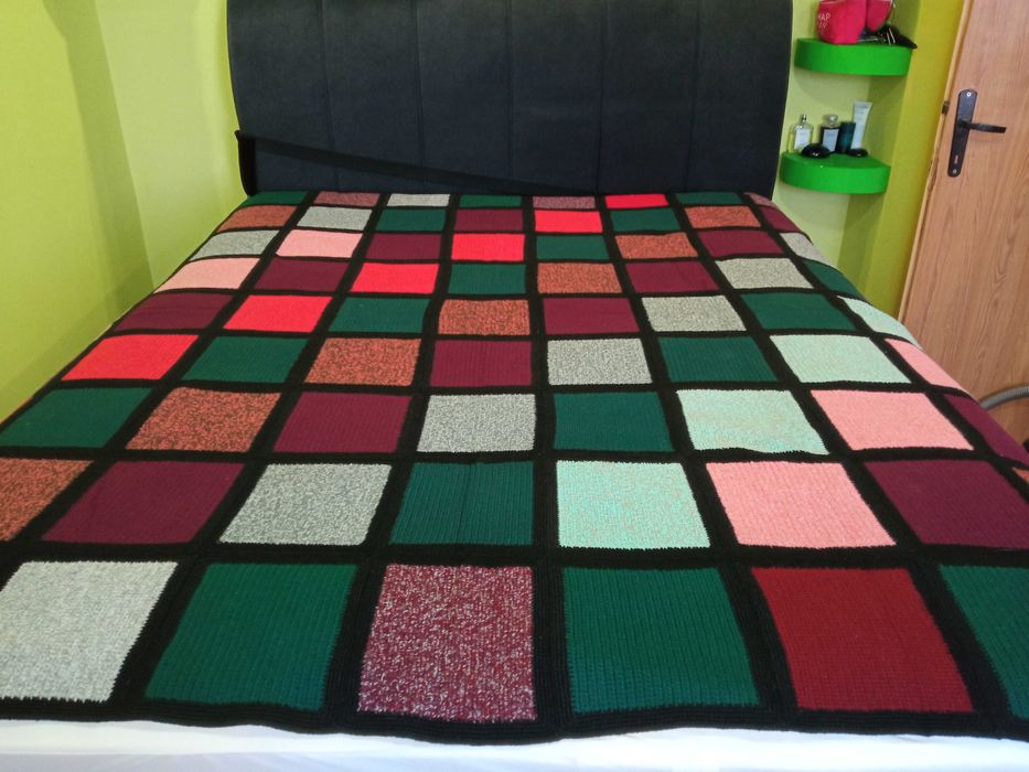 Ръчно плетено одеало