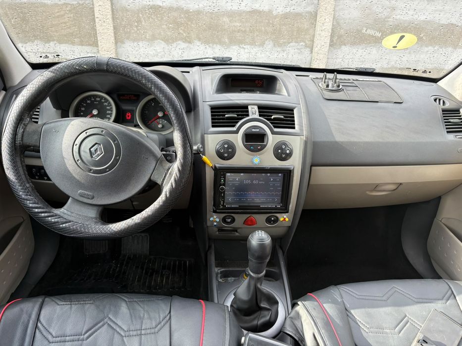 Dezmembrez Renault Megane , an 2005 , 1.5 DCI , 101 cp , cod motor K9K-F7