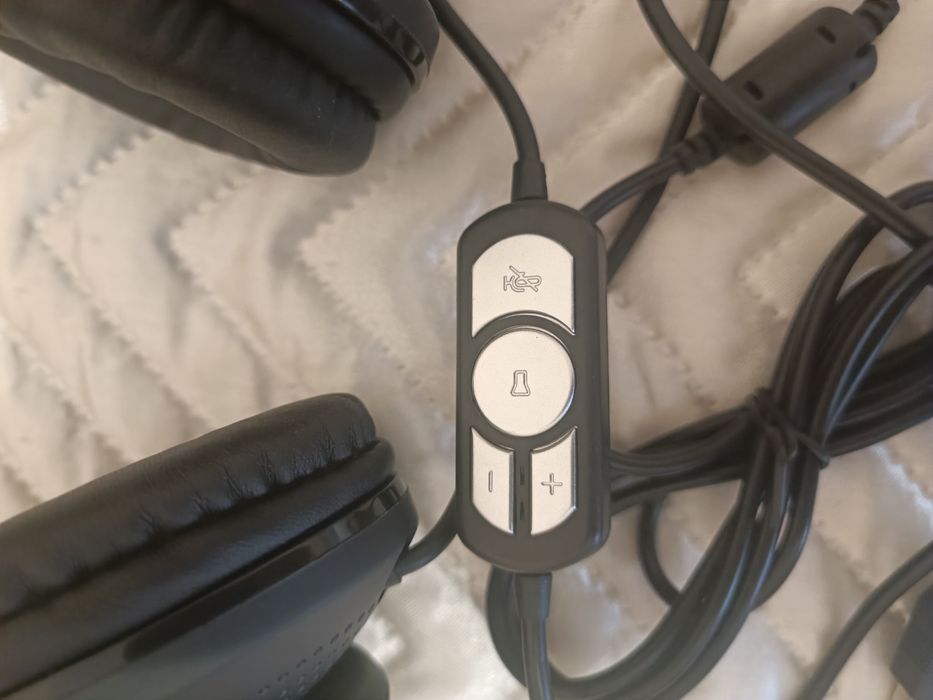 Слушалки за компютър Hama