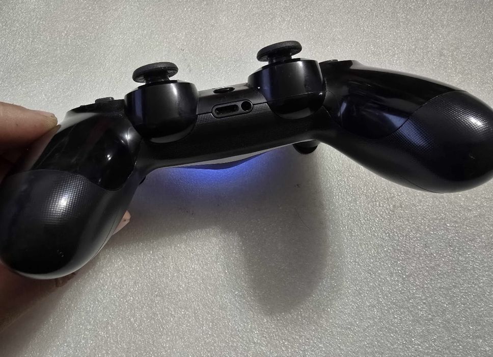 Controller PS4 / Playstation 4 + Cablu Încărcare