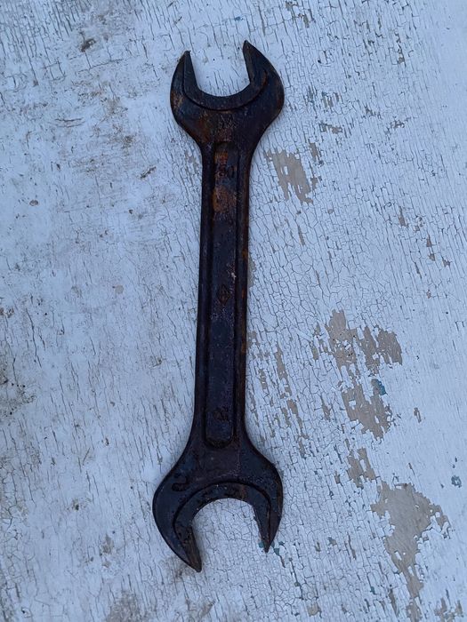 Ключ гаечный рожковый