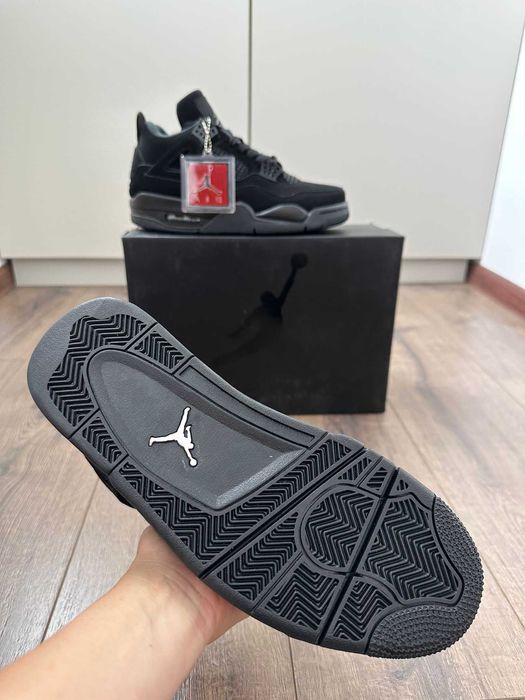 Adidasi NIKE Air JORDAN 4 Retro Black Cat Premium din Piele la Cutie