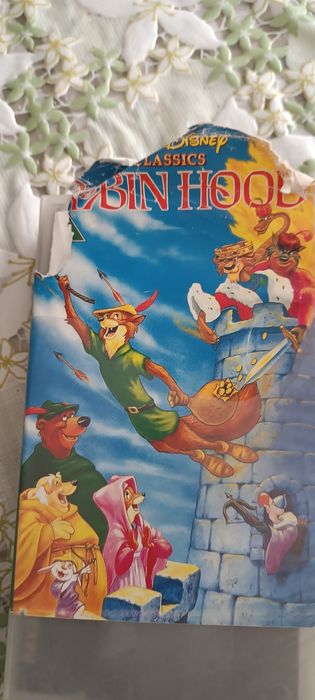 2 VHS касети и 1 DVD