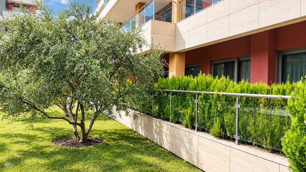 Продава се Двустаен апартамент в к.к. Слънчев бряг - 100 кв.м за 880 €/кв.м - Снимка #16