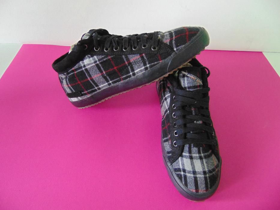 Нови Diesel номер 43 Оригинални кецове