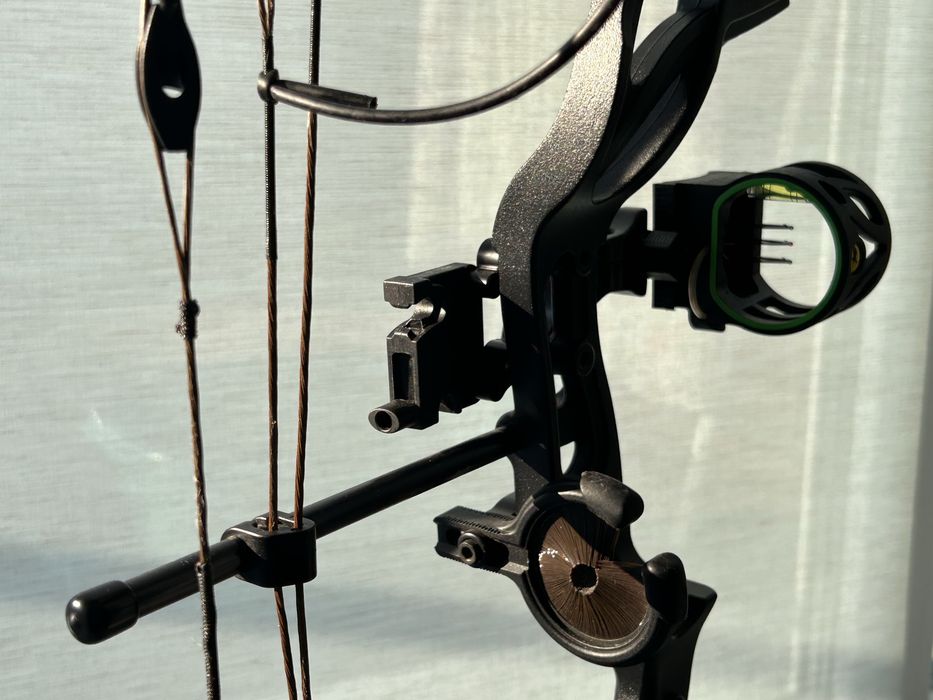 BEAR ARCHERY Bow Cruzer G-3 left hand stare excelentă