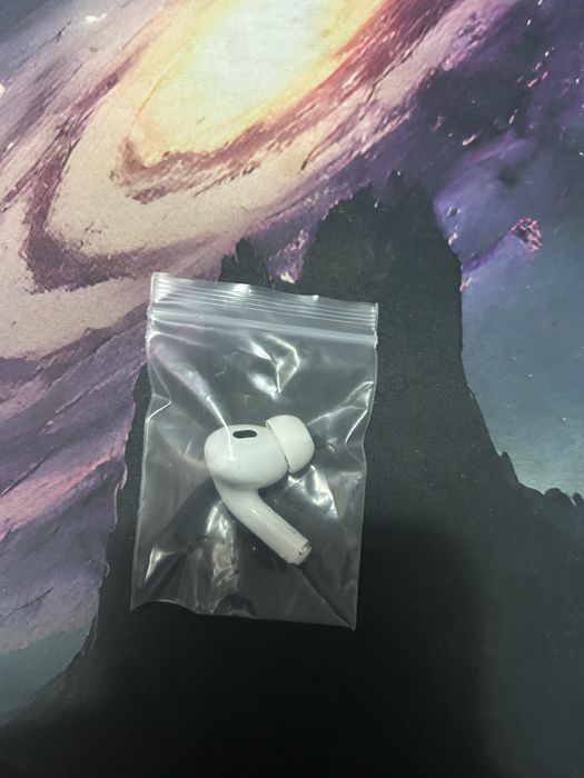 vand casca stanga de airpods pro 2 originala