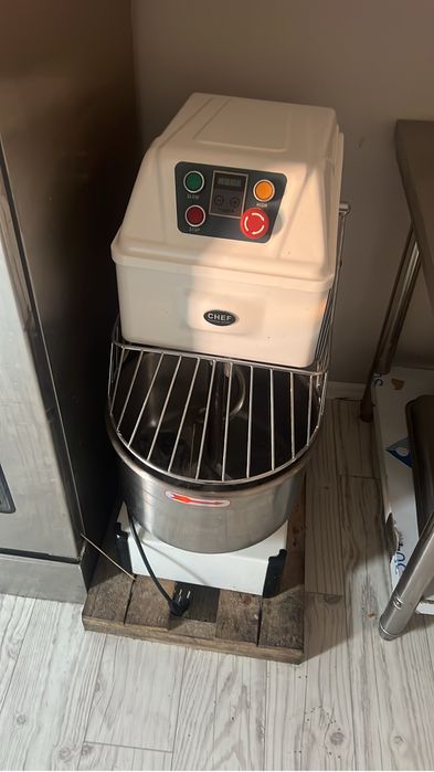 Тестомес на 20л бу в хорошем сост