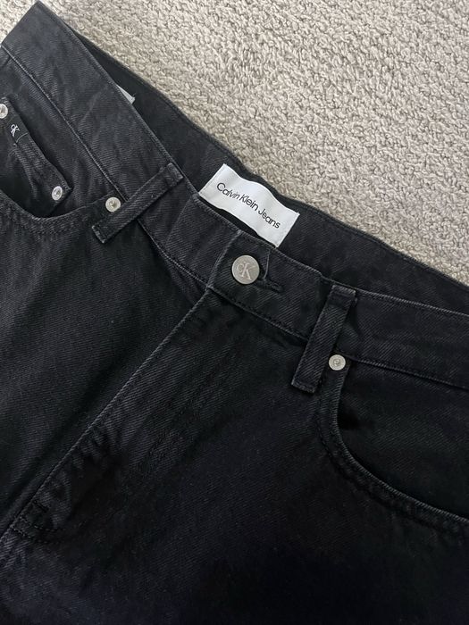 Blugi noi Calvin Klein
