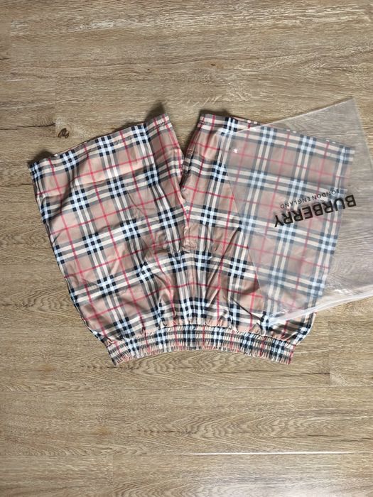 Pantaloni scurți Burberry