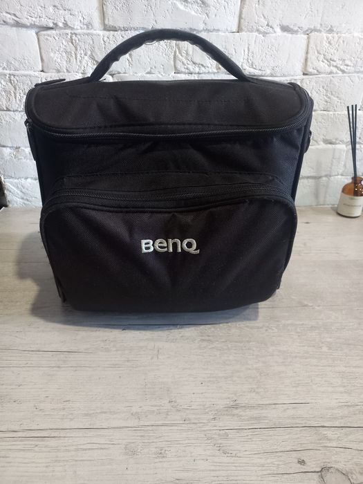 Продам проектор BENQ
