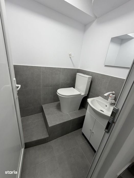 Spațiu comercial 82 mp, stradal, renovat –Str. Uranus, lângă Catedrală