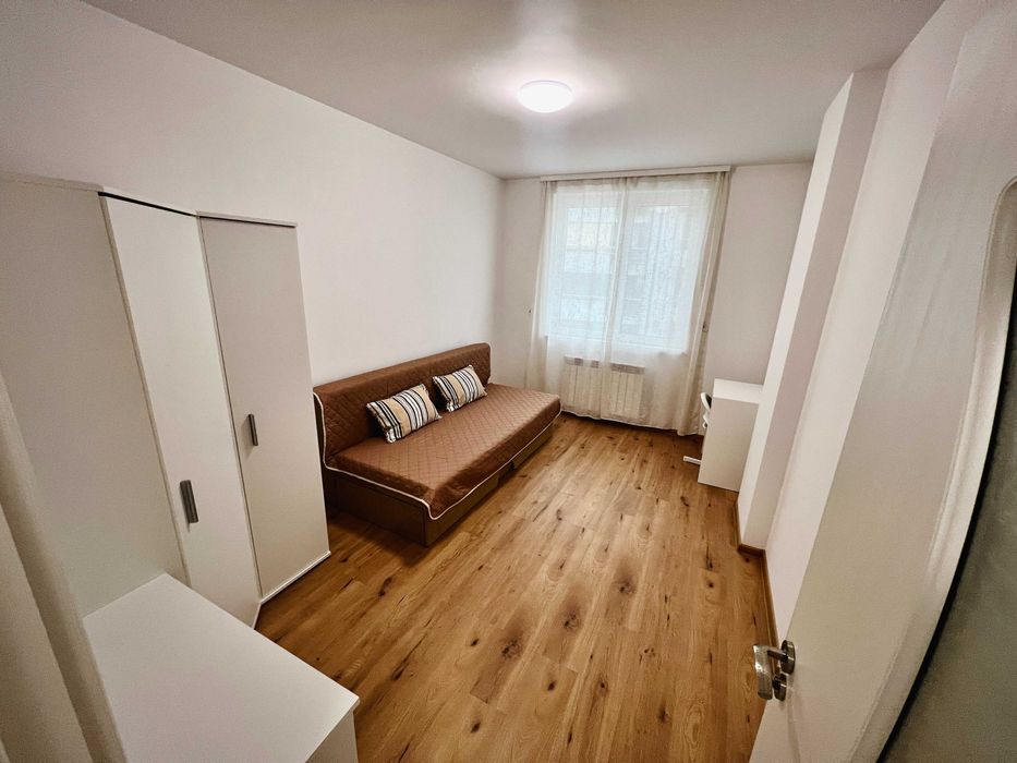 Дава се под наем Тристаен апартамент в София, Център - 78 кв.м за 816 € - Снимка #4