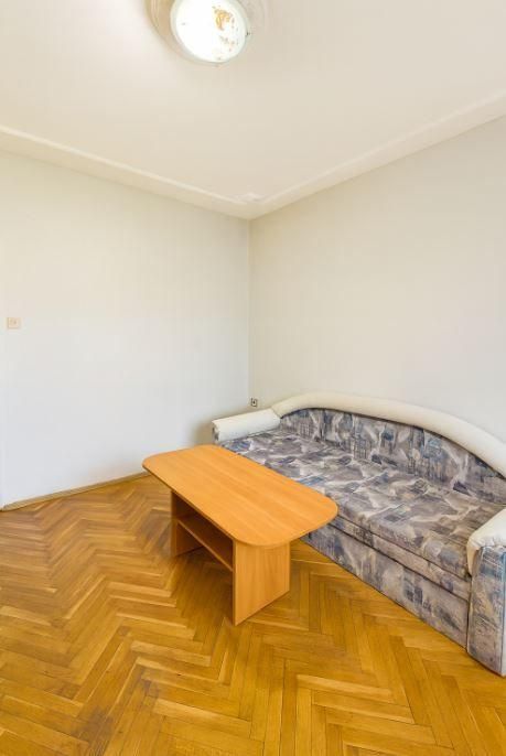 Дава се под наем Тристаен апартамент в Варна, Изгрев - 90 кв.м за 400 € - Снимка #2