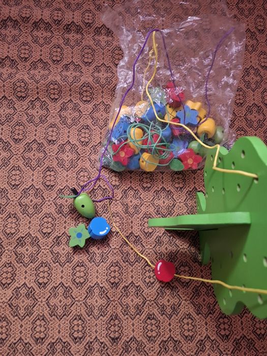 Развивающие игрушки