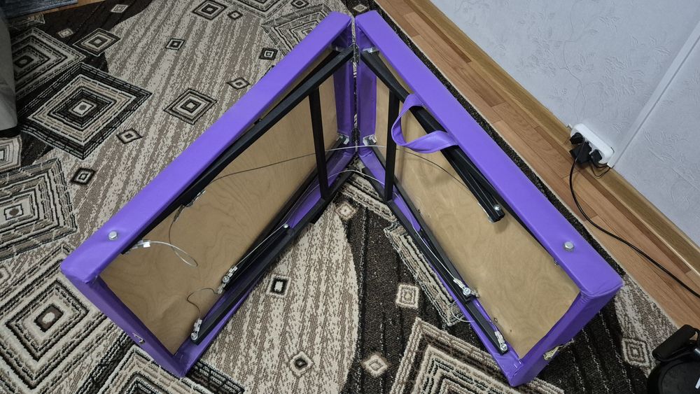 Продам  кушетку-чемодан