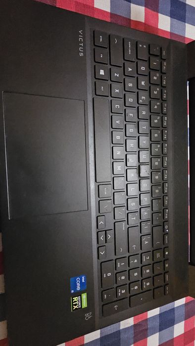 Лаптоп HP Victus
