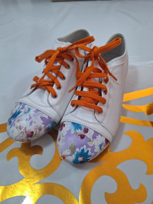 Продаётся новая кожаная обувь