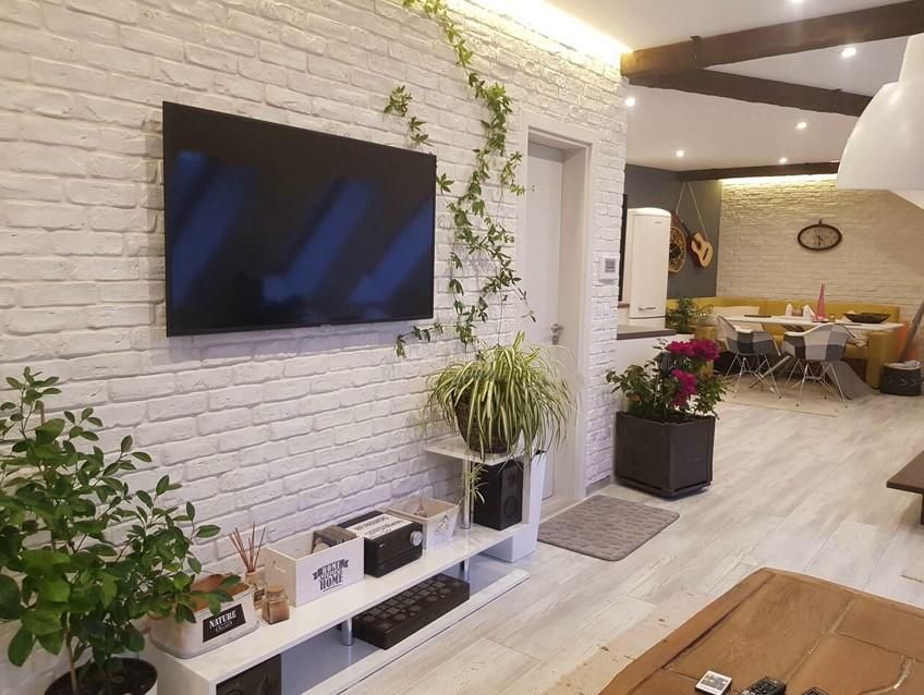 Дава се под наем Едностаен апартамент в Бургас, Център - 75 кв.м за 714 € - Снимка #9