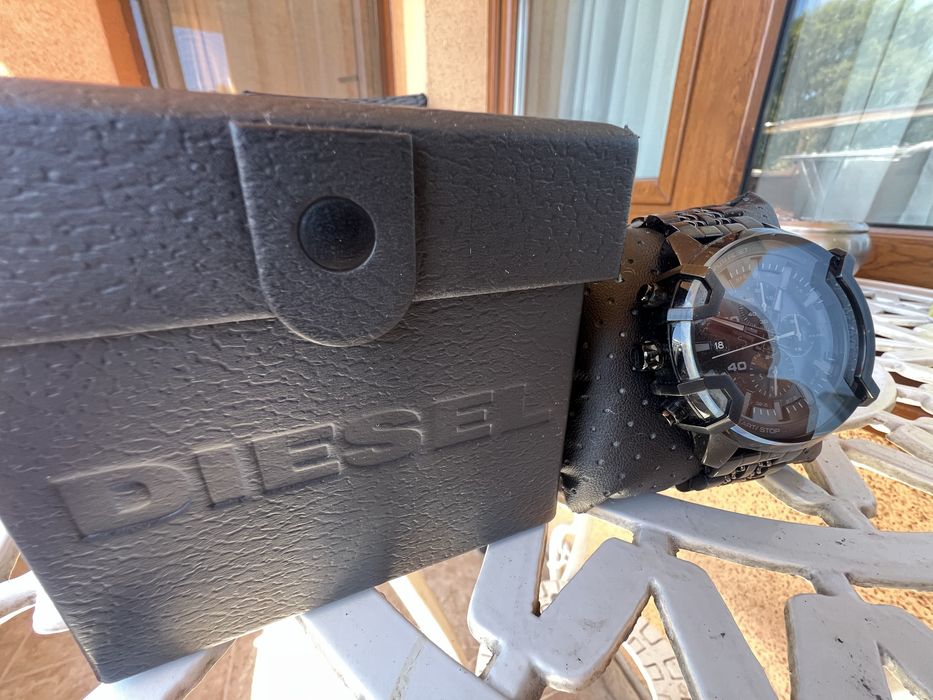 Часовник мъжки DIESEL GRIFFED DZ4650SET