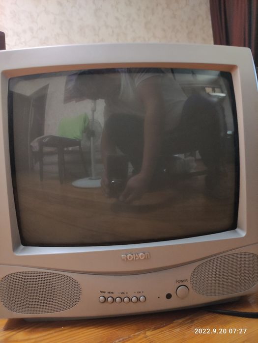 Продам Телевизор Roison. Цена 80000 сум.