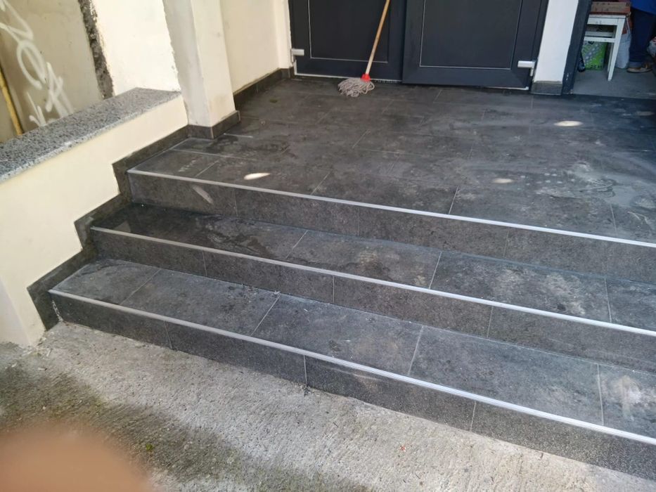 Amenajări interioare/exterioare-constructii
