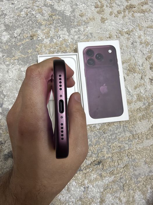 Iphone 18 pro burgundy