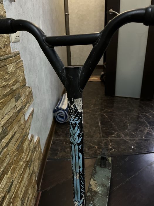 Самокат трюковой продам