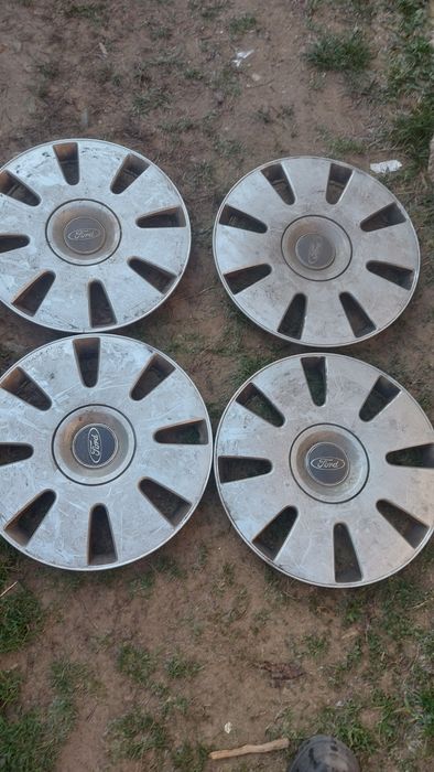 CAPACE ORIGINALE FORD * R17 * Stare Foarte bună * Cleme intacte * Set*