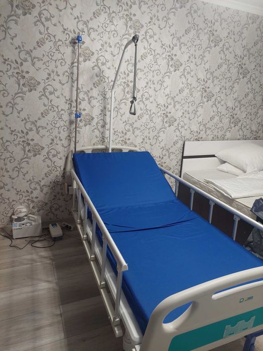 Продам кровать медицинскую