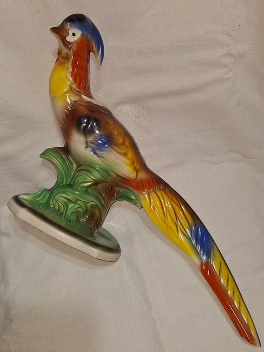 Стара порцеланова фигура папагал