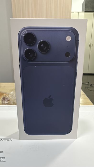 Пррдам айфон 17pro max17 256 гб